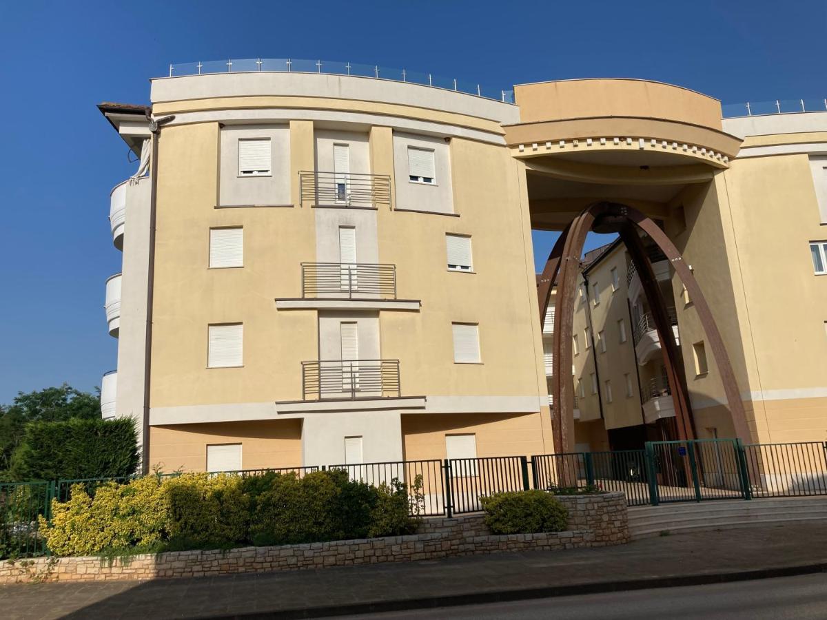 Ferienwohnung Stella Umag Exterior foto